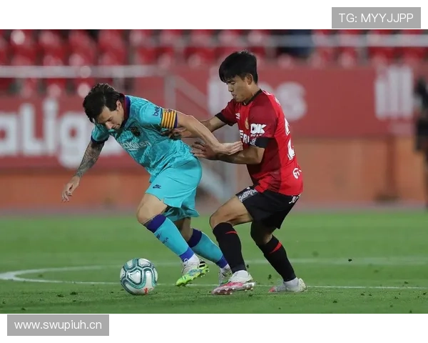 久保建英高位压迫体系中的回防与拼抢贡献解析 久保建英高位压迫体系中的回防与拼抢贡献解析