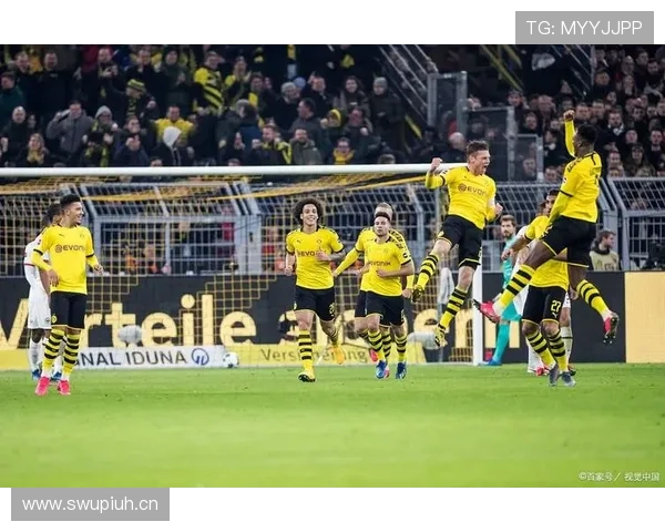 多特蒙德防线屡遭打穿,全队站位混乱成关键问题 多特蒙德防线屡遭打穿,全队站位混乱成关键问题